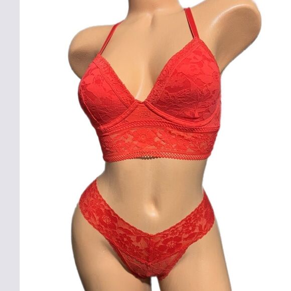 Victoria’s Secret Pink Set Lined padded Lace bralette & thong panty set Red S - Picture 5 of 5